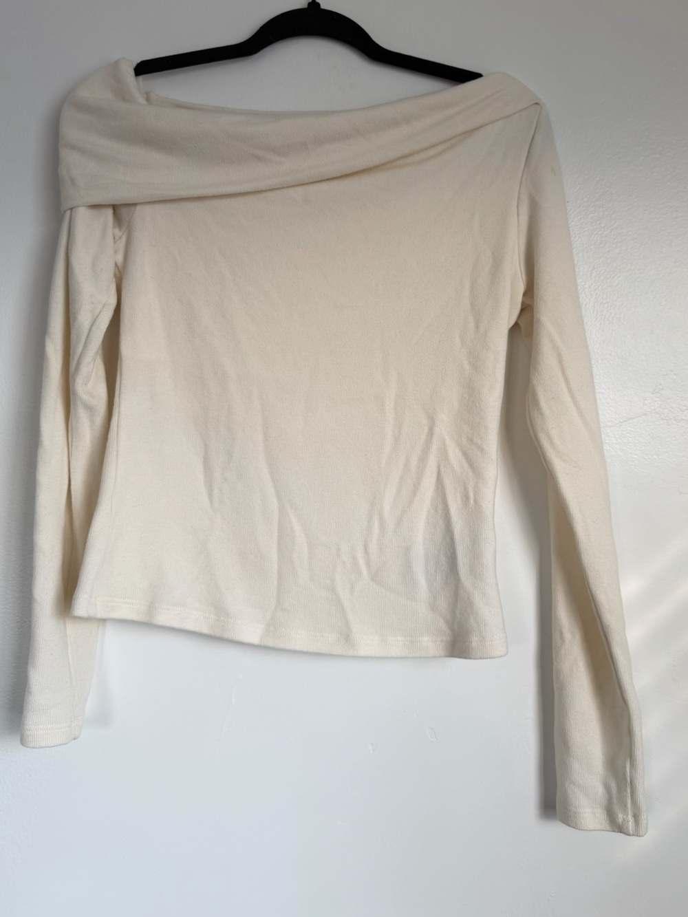 Reformation Off-the-Shoulder Long Sleeve Top in Cream